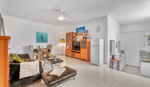 Holiday Apartment 'Bonito Apartamento En Tenerife Sur' with Sea View, Terrace & Wi-Fi