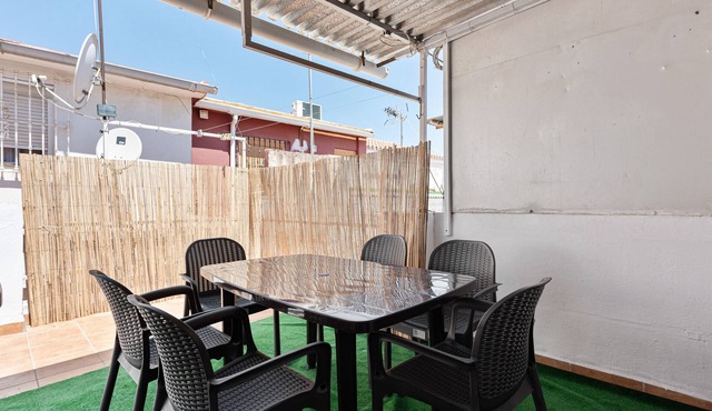 Holiday Home 'Casa Ana La Rosaleda' with Private Terrace, Wi-Fi and Air Conditioning