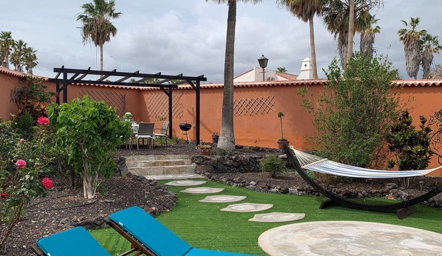 Homely luxury villa within private gardens. Great for golfers-
