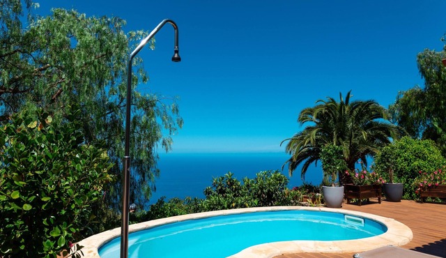 Homerez - Nice villa 15 km away from the beach for 2 ppl. with swimming-pool