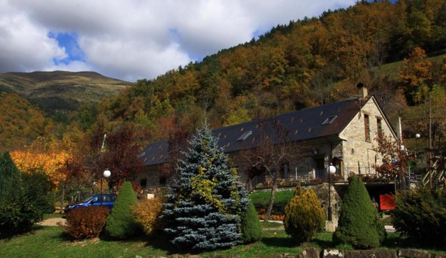 Hotel, Bungalows y Camping Viu