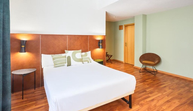 Hotel Casón del Tormes by HappyCulture