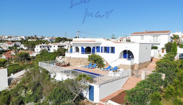 La Mar - FRONT LINE LUXURY VILLA WITH SEA & BEACH VIEWS