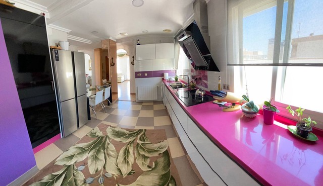 Large 130m2 penthouse next to the sea La Mata center