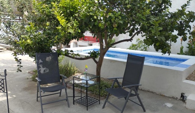 Llar Poètica amb Piscina