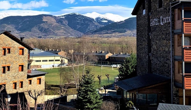 Llivia XI - One Bedroom Apartment, Sleeps 4