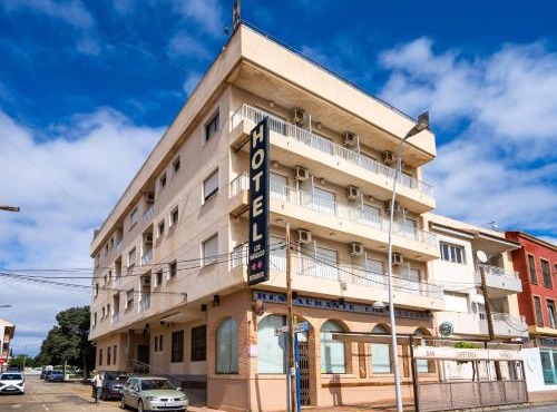 LOS NAREJOS Hotel