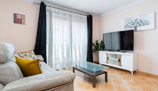 Los Palacios Mediterranean Apartment
