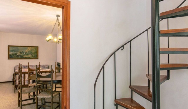 Lovely apartment for 6 guests with WIFI, TV and terrace
