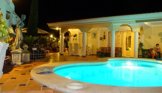 Luxury Villa "Violeta" with Sea Views, Private Pool, Terraces, and Wi-Fi