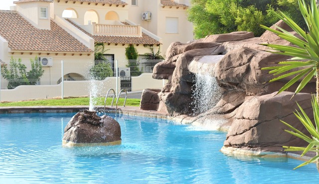 MAGNIFICENT APARTMENT, quite area, Free-Wifi, TvSat, Clim. close to everything