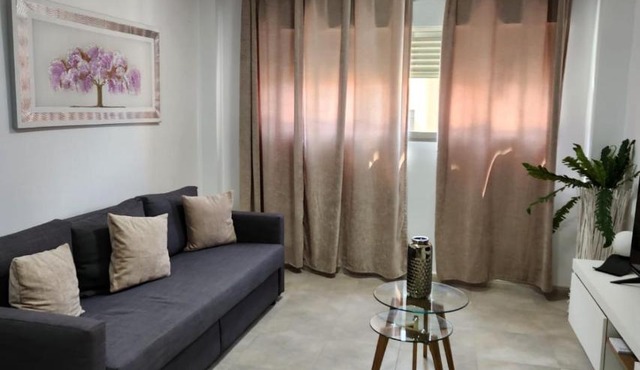 Magnifico apartamento cerca del centro con A.A. - CID 2