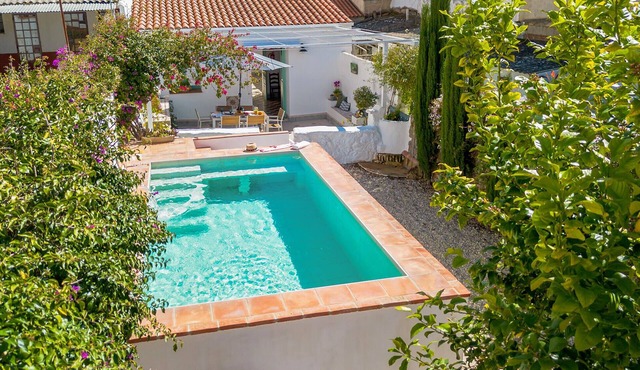 Nice home in Rosal de la frontera