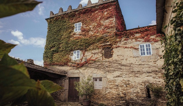 Pazo de Cedofeita (Ribadeo). Historical house of the XVI century, with private property.