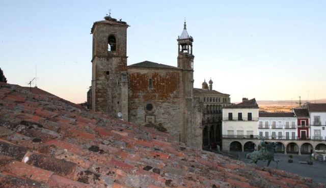 Plaza Mayor Trujillo Rooms