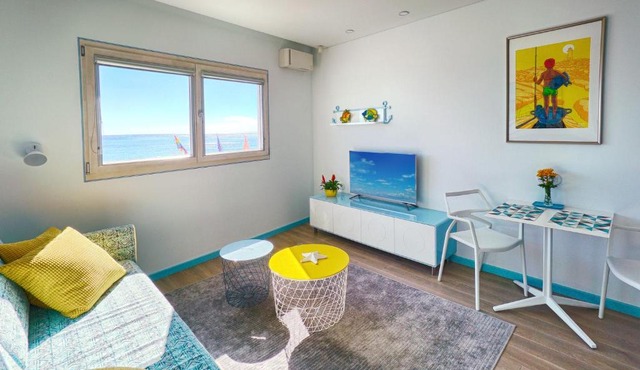 RichMood Apartments - SURFERS Studio