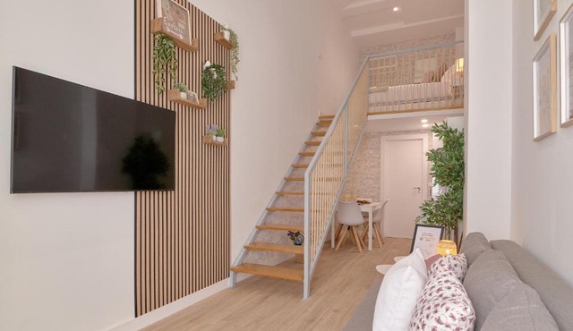 Roig Arena romantic suite N10 by Virkin Suites