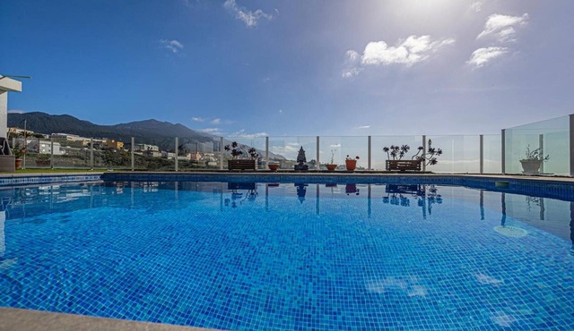 Sea View Apartment in El Paso
