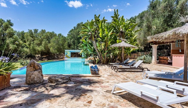 Son Pavo Real idyllic Finca with Pool, Guest House & Huge Garden in Santanyi