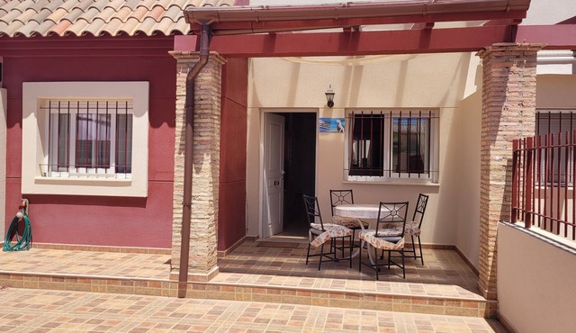 Spain, Murcia region, family home, close to the sea, community pool.