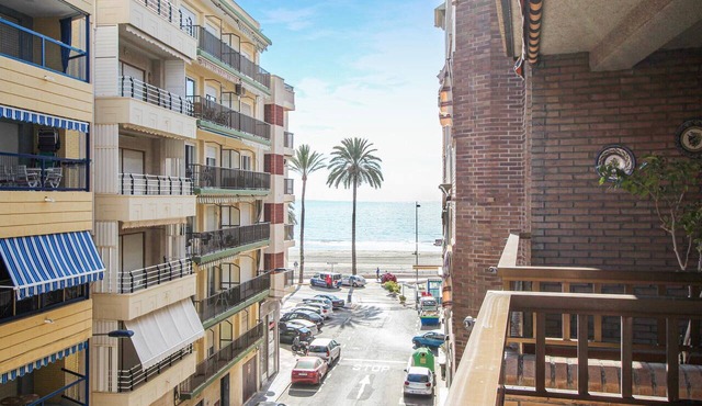 Stunning apartment in Santa Pola with WiFi