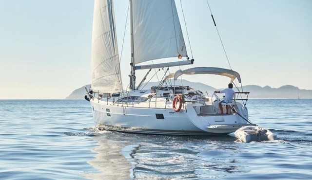 Sun-Kissed Sailing Adventure in Vigo, Galicia