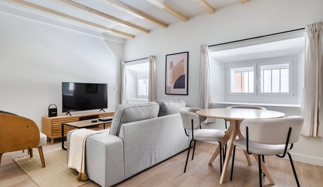 Sunny Malasaña 2BR w/Elevator, walk to Gran Via, by Blueground
