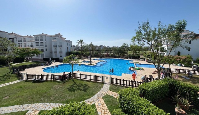 Sunset Haven - Enjoy the Sun and Relax in La Torre Golf