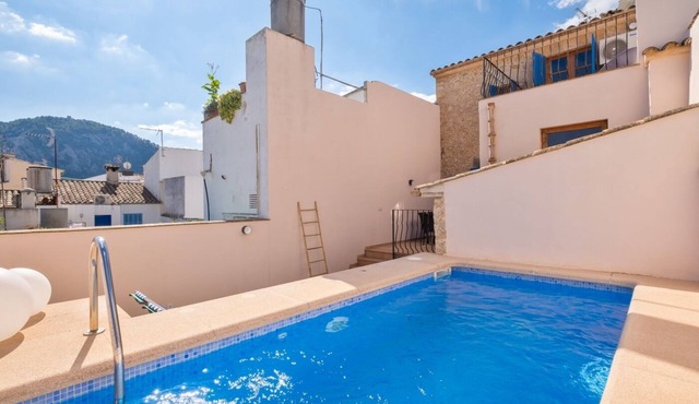 Townhouse Can Neri by SunVillas Mallorca