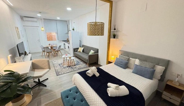 Urban Loft Malaga AVE María Zambrano
