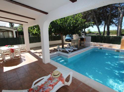 Vacaciones frente al mar: casa con WiFi, aire opcional, mascotas bienvenidas y playa para perros - ES-184-24