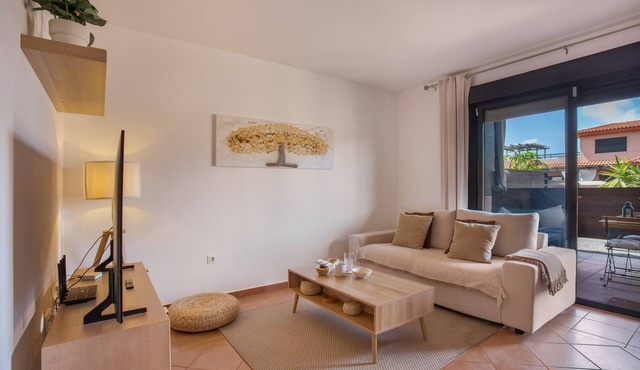 Vacation 'Casa Del Amanecer' with Sea View, Shared Pool and Wi-Fi
