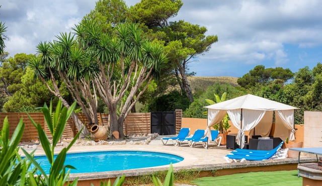 Vacation Home Finca Can Sito with Mountain View, Pool, Wi-Fi, Garden & Terrace