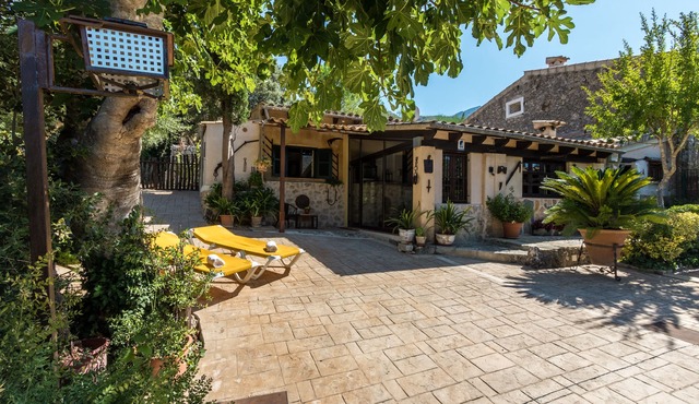 Very quiet rural property with pool in the Serra de Tramuntana