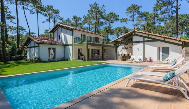 Villa Bis Arrebak with Pool - Welkeys