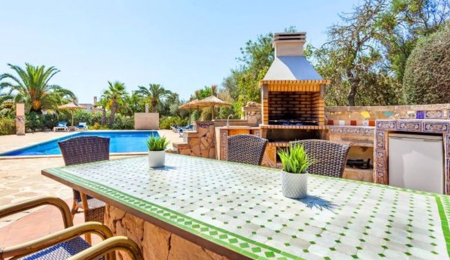 Villa Can Flores by Interhome
