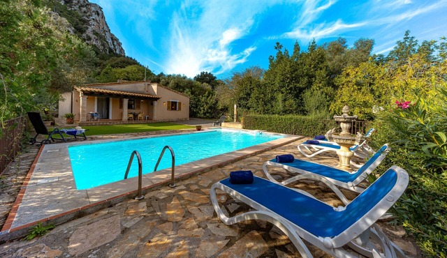 Villa Can Miro in Pollensa by Home Villas 360