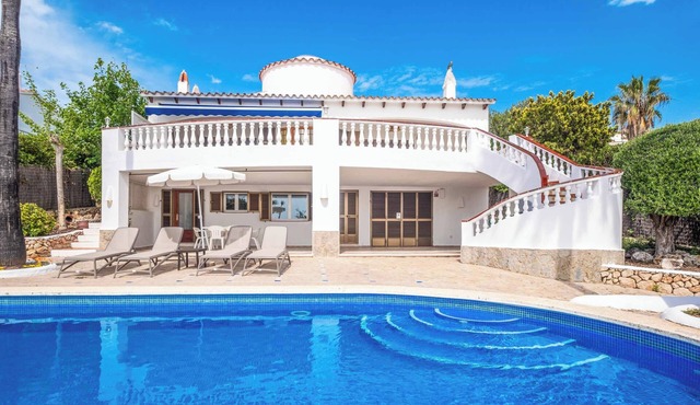 Villa Delfin - Five Bedroom Villa, Sleeps 10