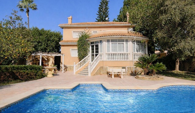 Villa Golden Serenity: a luxury vacation with all the amenities.