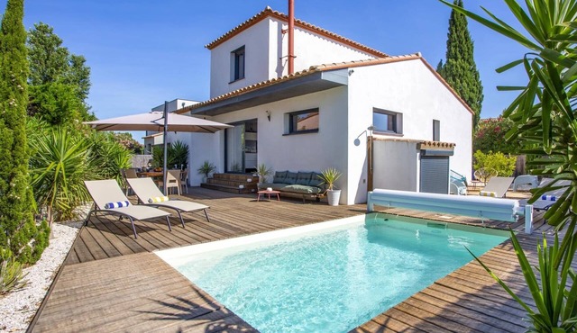 Villa Leucate by Villa Plus