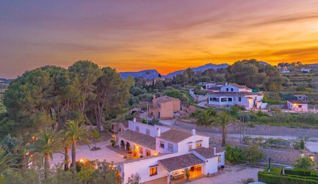 Villa Más Blanc - PlusHolidays
