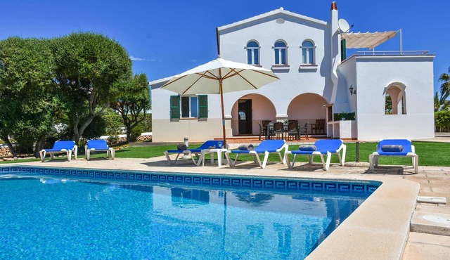 Villa Marina - Three Bedroom Villa, Sleeps 6