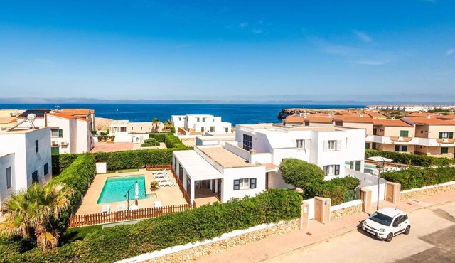 Villa Nile by Villa Plus