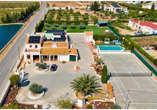 Villa Palmeras by DYGAV: Private Pool & Tennis