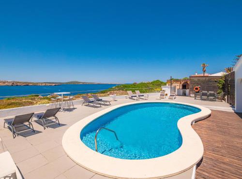 Villa Pilar Frontline with great seaviews close to Beach free AC WiFi
