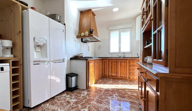 Villa Sant Miquel de Fluvià, 4 bedrooms, 10 persons
