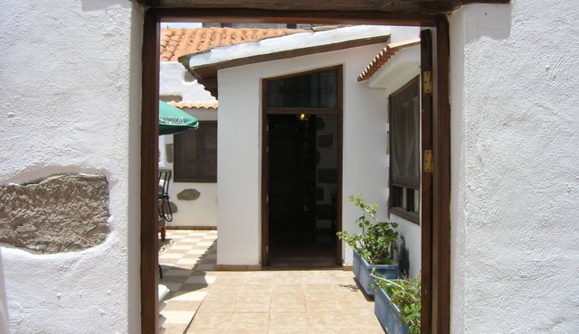 Vivelorural Casa Saulo 2, local charm in Agüimes