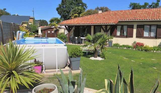 Wonderful private villa for 4 guests with private pool, WIFI, TV, terrace and pets allowed