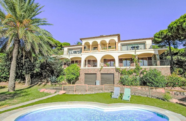 150 m² Accommodation ∙ 3 bedrooms ∙ 6 guests