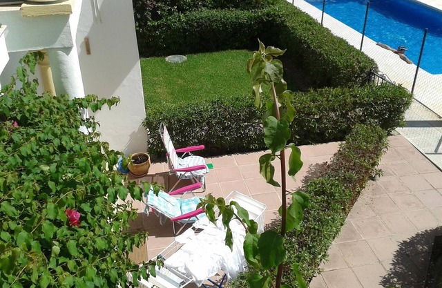 3-Bed Spacious Apartment with Shared Pool, Garden, A/C & Wi-Fi